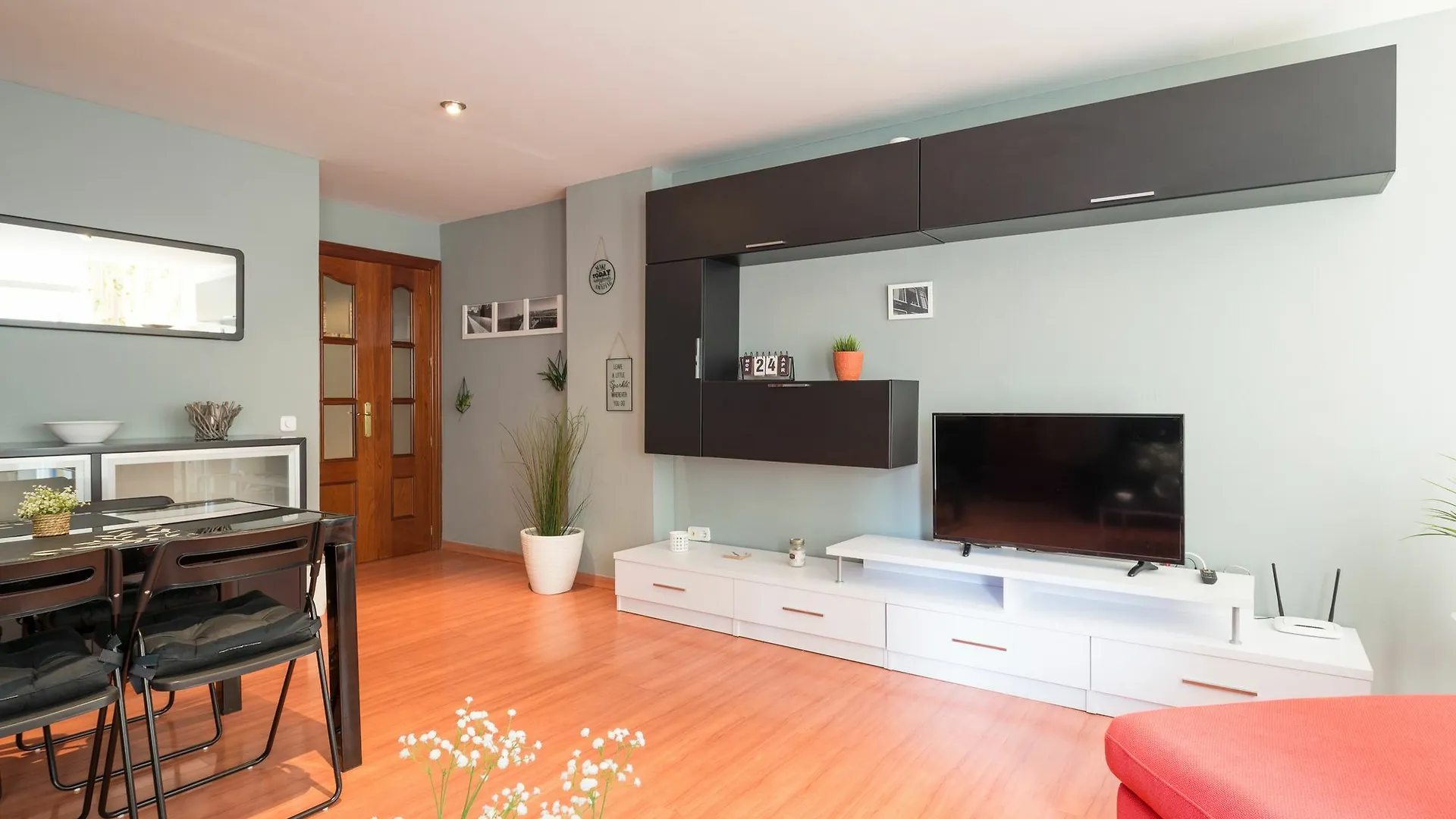 Quiet & Cozy San Fernando Apartment Málaga 0*,  Spanyolország